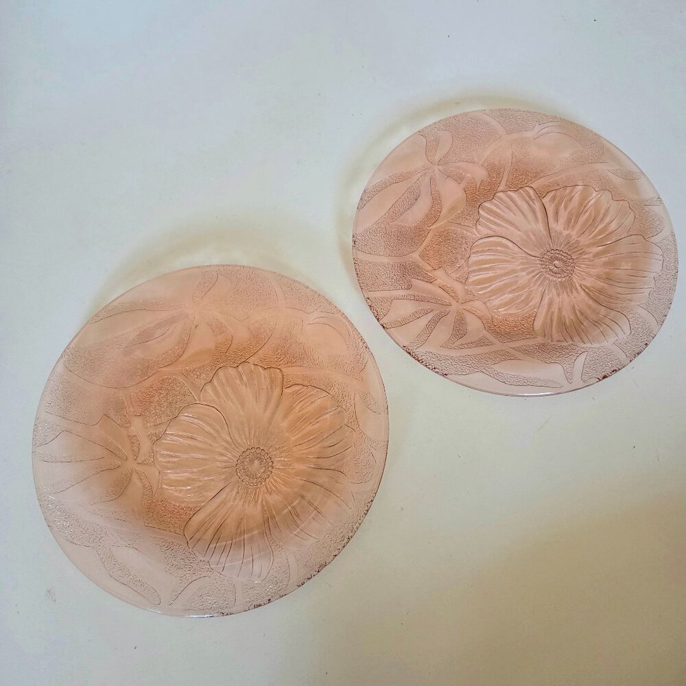Vintage KIG pink depression glass dinner plates Indonesia with floral design.